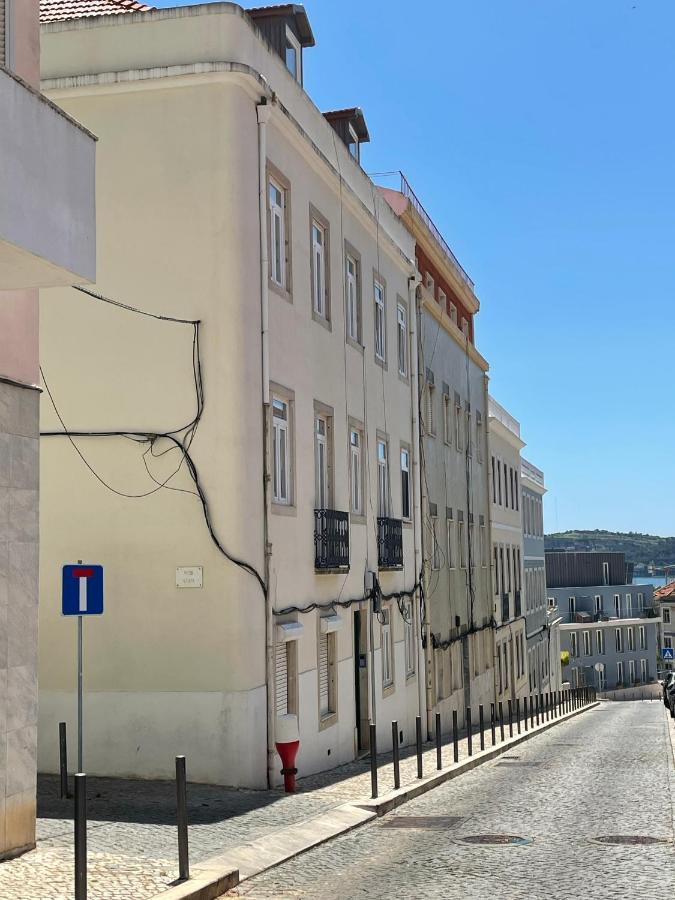Belem Place - Free Parking Area Lisbona Esterno foto